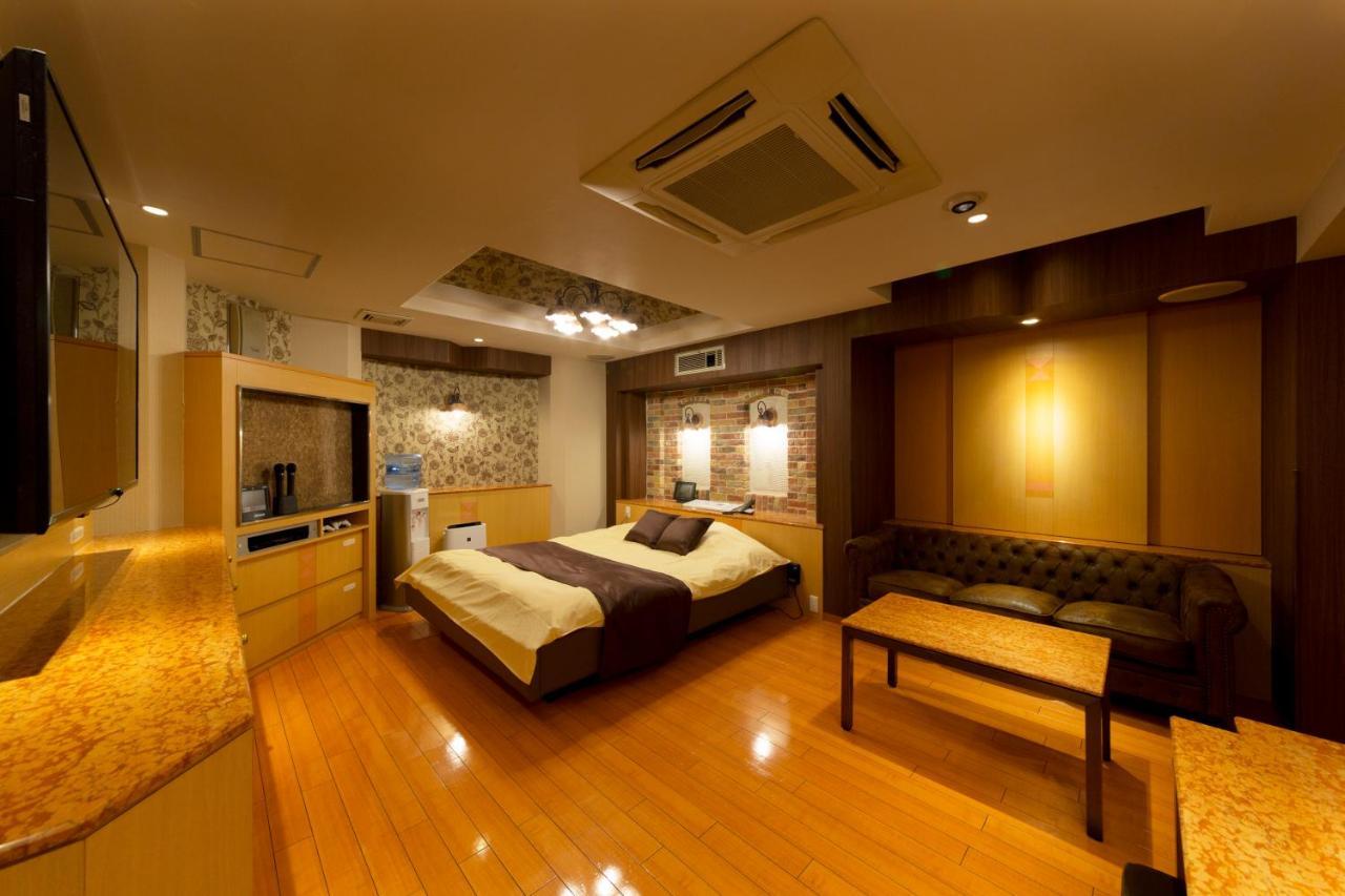 Hotel Luna Ikeda (Adults Only) Exterior photo
