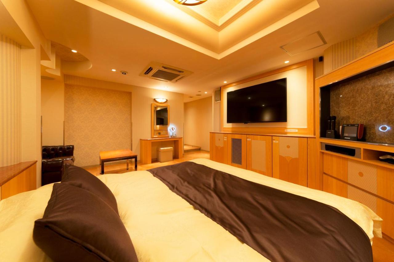 Hotel Luna Ikeda (Adults Only) Exterior photo